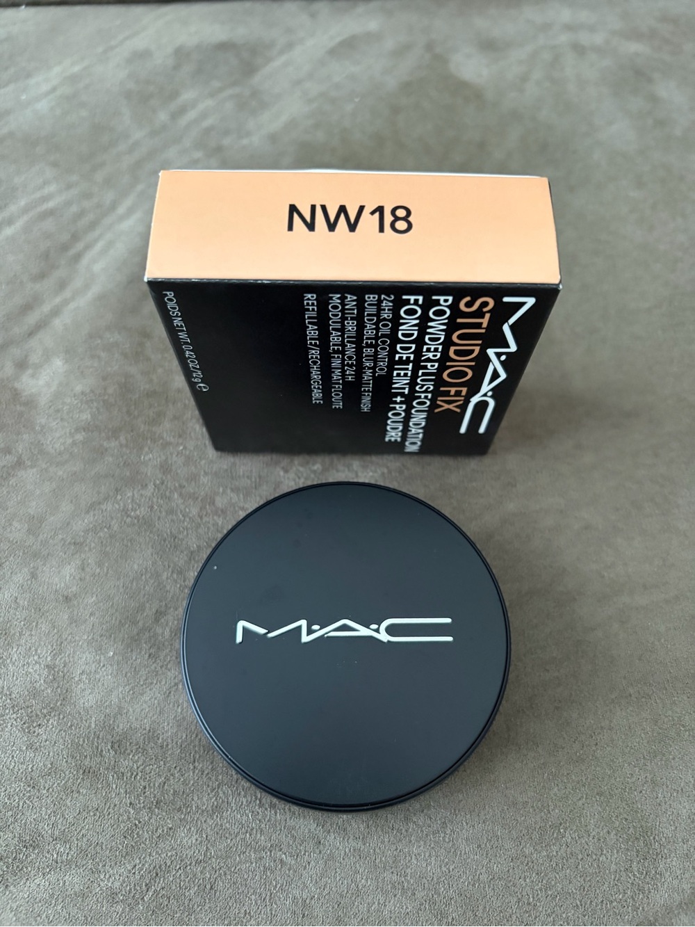 NEW- MAC Cosmetics Studio Fix Powder Plus Foundation NW18